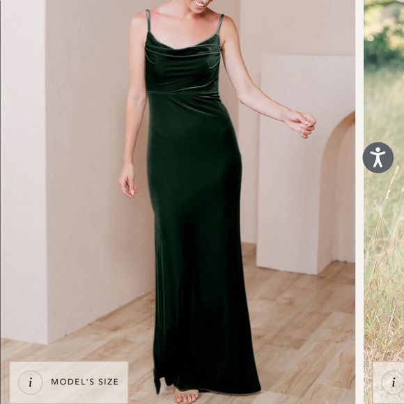 Revelry Skye Velvet Emerald Bridesmaid - Picture 1 of 2